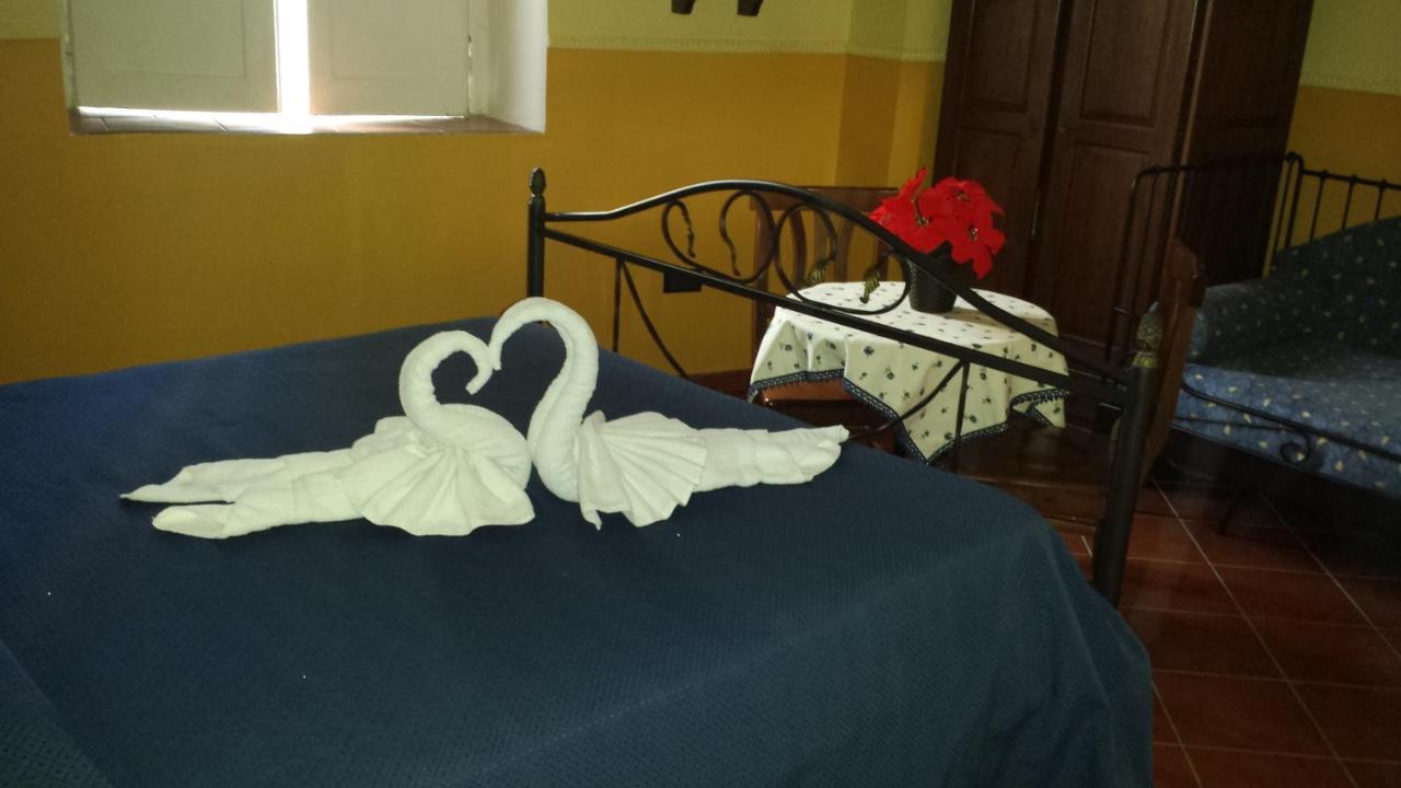 Hotel PIGNATELLI Napoli Zimmer foto